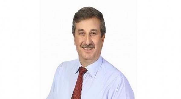 BAŞKAN ATEŞ: ERDOĞAN HER KESİMDEN OY TOPLAYAYIM DERKEN İYİCE DİBİ GÖRÜYOR!