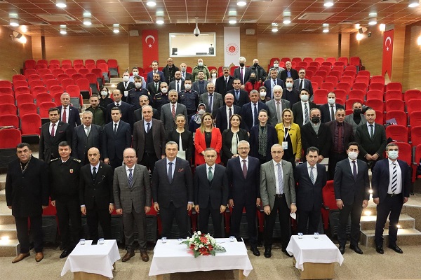 Hizmet İçi Eğitimini Tamamlayan Kurum Amirlerine Sertifika Töreni Düzenlendi