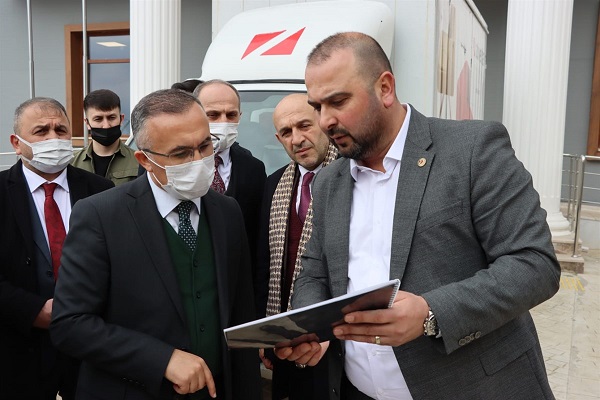 Vali Çeber, Yeni Hizmet Binalarında İncelemelerde Bulundu