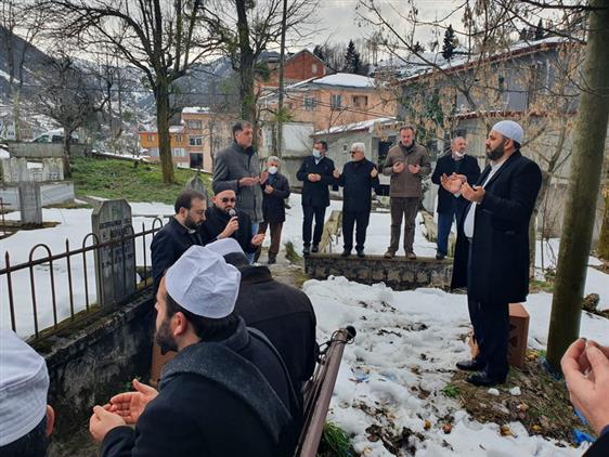Müftü Yusuf Karali Hocaefendi Kabri Başında Dualarla Anıldı