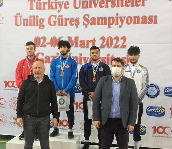 ÇAYKURSPOR’LU GÜREŞÇİ TÜRKİYE ÜNİVERSİTLER YARIŞMASINDA TÜRKİYE 2’CİSİ OLDU