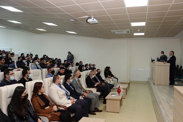 Vali Çeber’den RTEÜ’lü Öğrencilere Kariyer Önerileri