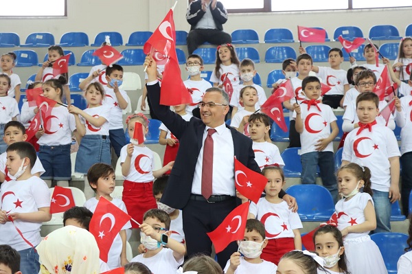 “23 Nisan Ulusal Egemenlik ve Çocuk Bayramı” Rize’de Coşkuyla Kutlandı