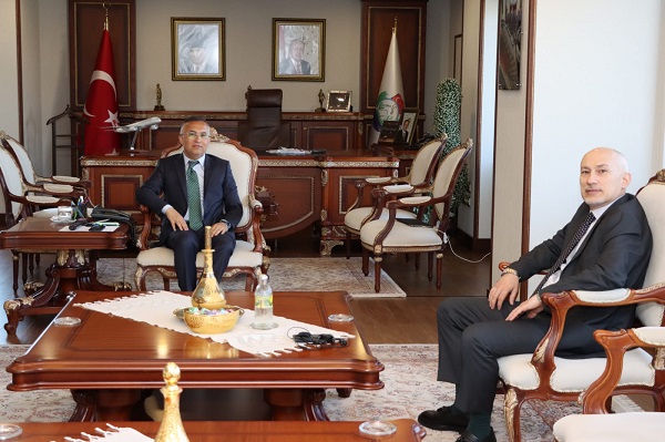 Başkonsolos Japaridze’den Vali Çeber’e Ziyaret
