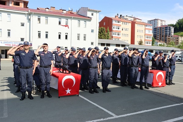 Rize İl Jandarma Komutanlığında Bir Günlük Temsili Askerlik