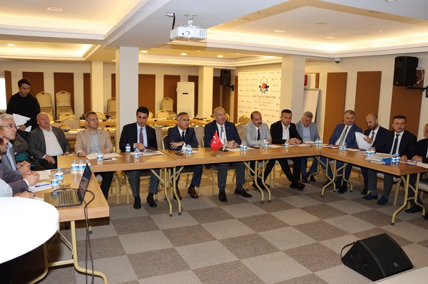 Çayeli İlçesinde Yatırımlar İle İlgili İstişare ve Değerlendirme Toplantısı Gerçekleştirildi