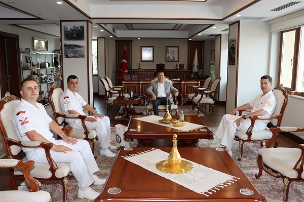 Sahil Güvenlik Komutanlığı’ndan Vali Çeber’e 40. Yıl Ziyareti
