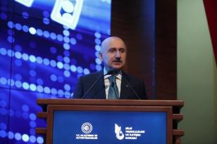 BAKAN KARAİSMAİLOĞLU: BU YILIN İLK ÇEYREĞİNDE HABERLEŞME SEKTÖRÜ YÜZDE 21 BÜYÜDÜ