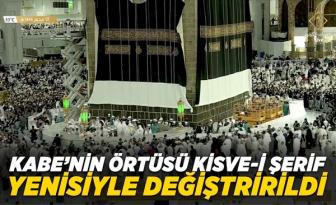 Kabe’nin örtüsü “Kisve-i Şerif” değiştirildi