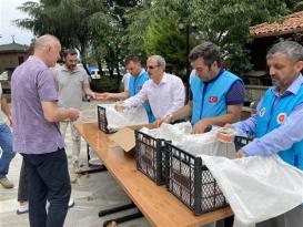 Rize Valiliğinden vatandaşlara aşure ikramı
