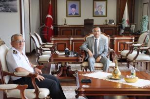 Rize İl Jandarma Komutanlığına Atnan Güngör’den Vali Çeber’e Ziyaret