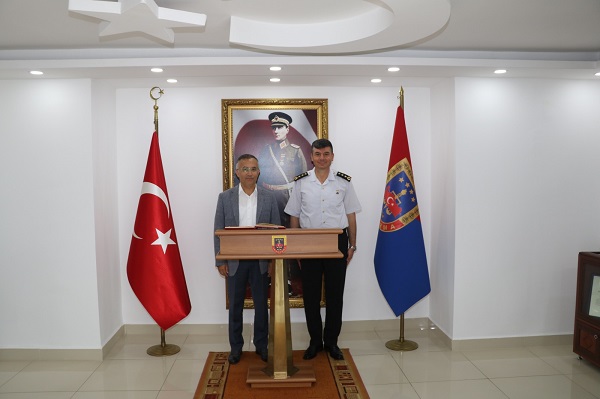 Vali Çeber’den, İl Jandarma Komutanı Albay Dedebağı’na Veda Ziyareti