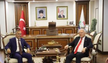 KKTC Cumhuriyet Meclis Başkanı Sayın Zorlu Töre, Vali Çeber’i Ziyaret Etti