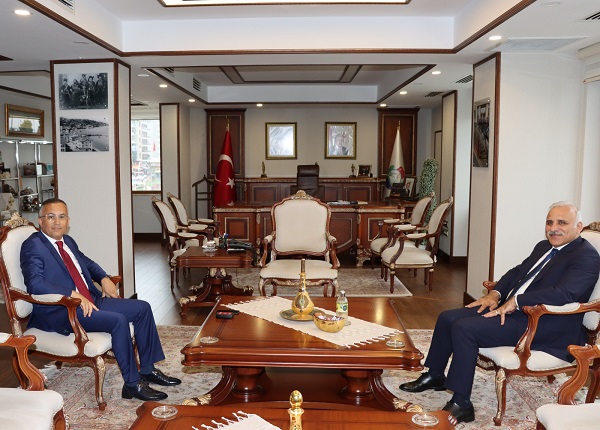 Belediye Başkanı Zorluoğlu’ndan Vali Çeber’e Ziyaret