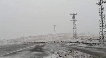 Rize’de Nisan sonunda kar sürprizi