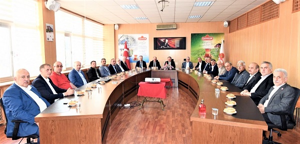 Rize Muhtarlar Federasyonu’ndan ÇAYKUR Genel Müdürlüğüne Ziyaret 