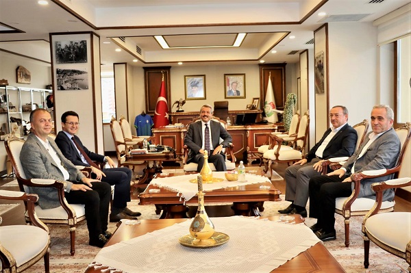 ÇAYKUR AİLESİNDEN VALİ BAYDAŞ’A HAYIRLI OLSUN ZİYARETİ