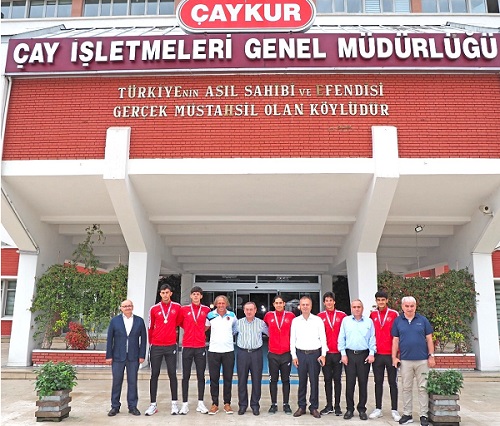 GENEL MÜDÜR ALİM, AVRUPA ŞAMPİYONU SPORCULARINI ÖDÜLLENDİRDİ
