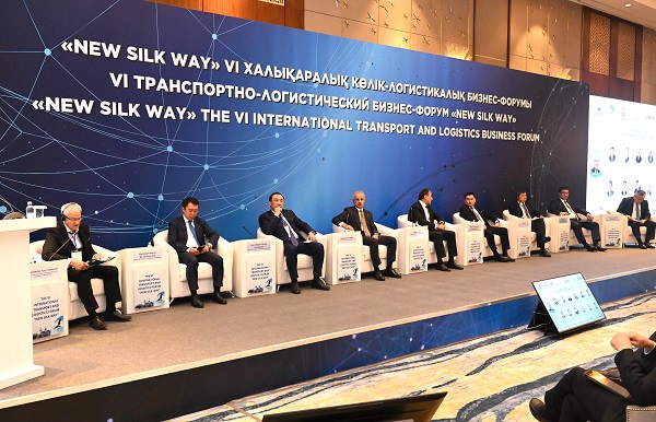 Bakan Uraloğlu, Kazakistan Uluslararası Ulaştırma Ve Lojistik Forumunda Konuştu