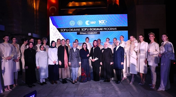 BAKAN GÖKTAŞ: “SOFU OKUMAK SOFU DOKUMAK” ETKİNLİĞİNE KATILDI