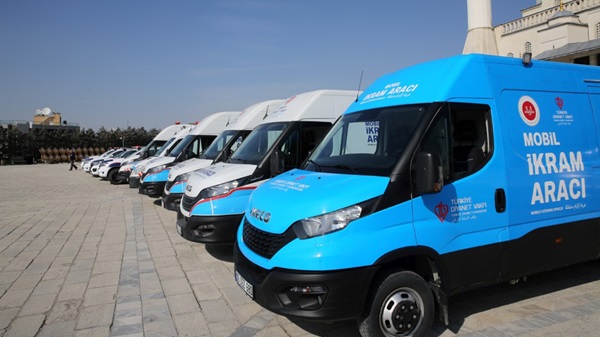 RİZE MOBİL İKRAM ARACINA KAVUŞUYOR