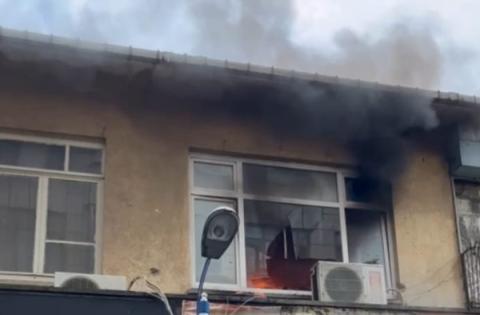 Pazar’da Çoruh EDAŞ’ın İlçe Şefliği Binasında Yangın