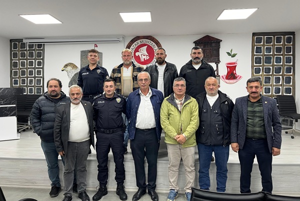 Pazar’da mahalle muhtarları ile “huzur ve güvenlik” toplantısı yapıldı